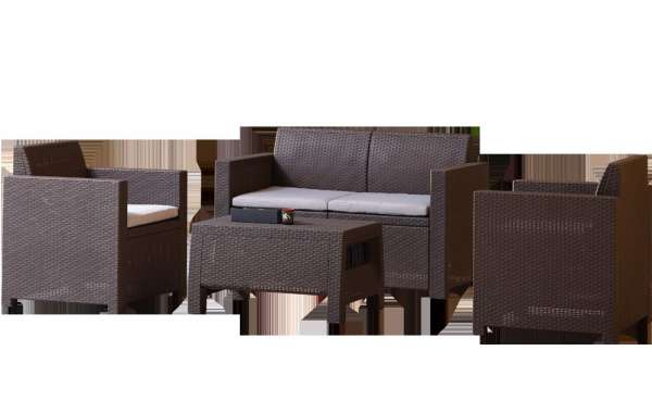 What is the Difference between Wicker and Rattan Furniture