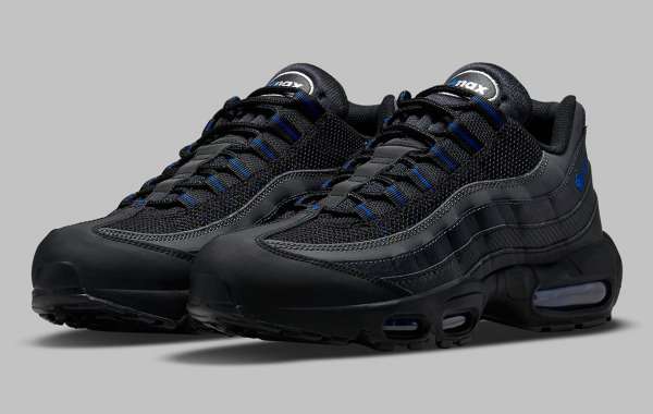 DM9104-001 Plaid stripes bring a race-inspired look to Nike Air Max 95