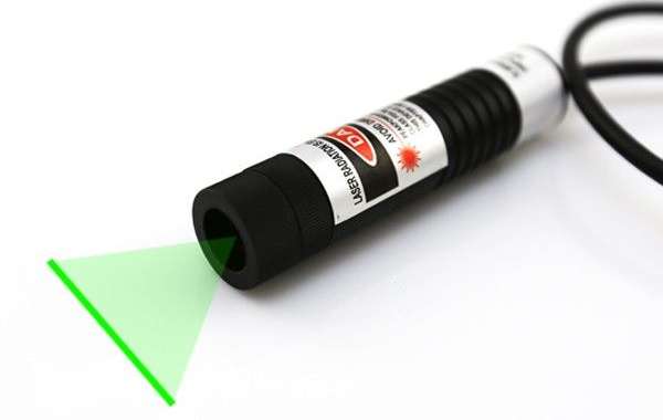 Adjusted fineness non gaussian 5mW to 100mW 532nm green line laser module