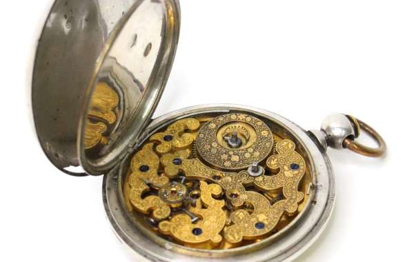 Merging Heritage with Innovation: Embracing the Rebirth of Repeater Pocket Watches
