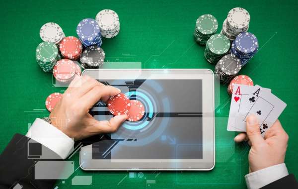 Online Gambling Market Revolutionizing Professional Development