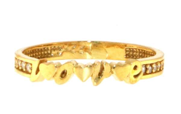 The Timeless Beauty of a 22ct Gold Ladies Band